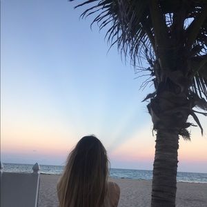 Meet your Posher, Ava